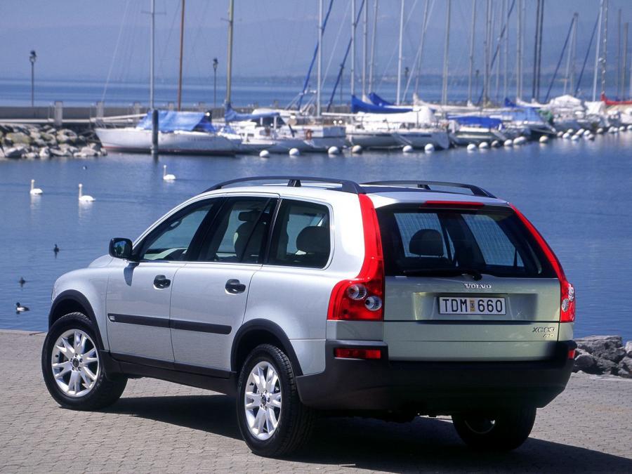  Volvo XC90 2002 года  (фото 12 из 34)